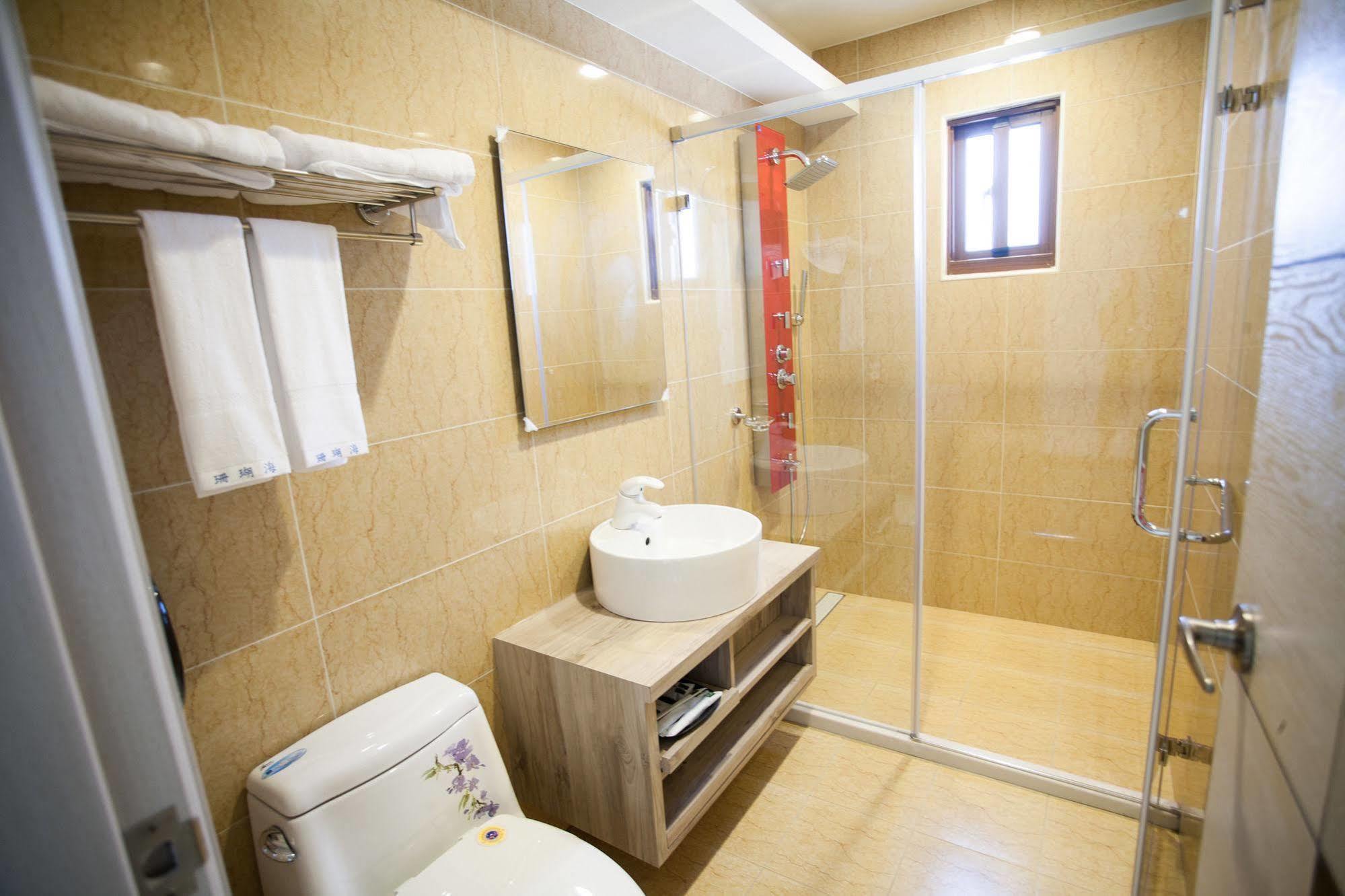 Kenting Coral Sea Resort Hotel Exterior photo